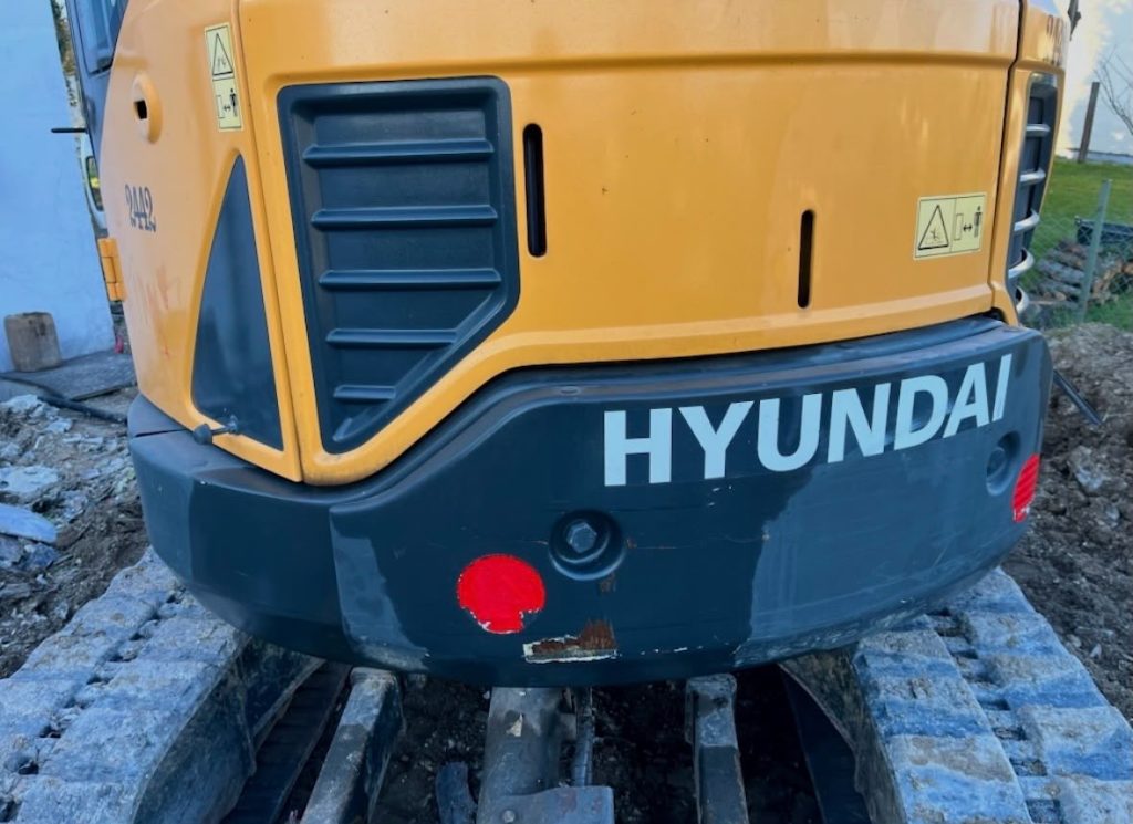Hyundai R60CR-9A
